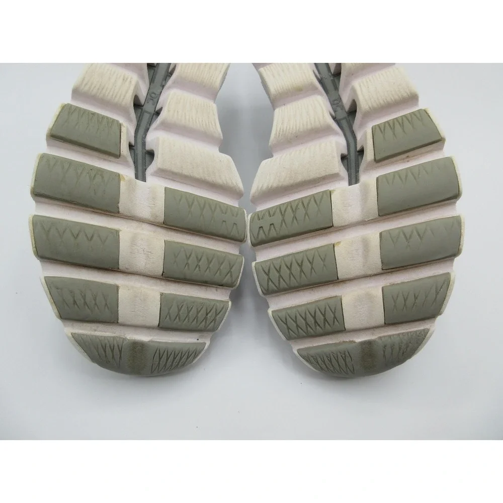 On Running Shoes Womens Size 8 Gray White Cloudswift CloudTec Helion Speedboard‎